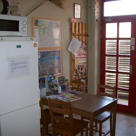 Hostal 7x24 *